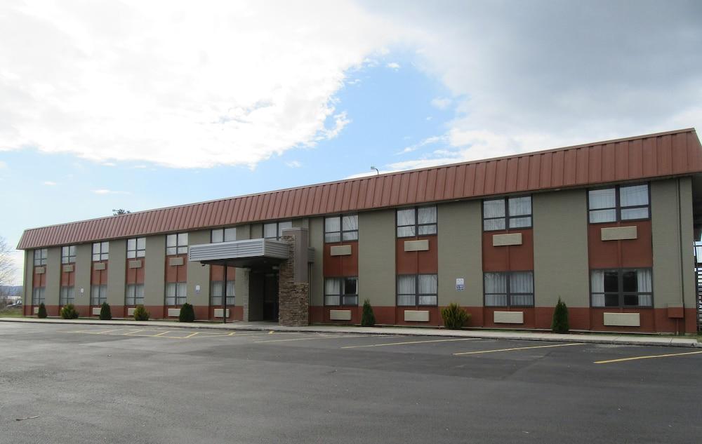 Best Western Gateway Adirondack Inn Utica Eksteriør billede