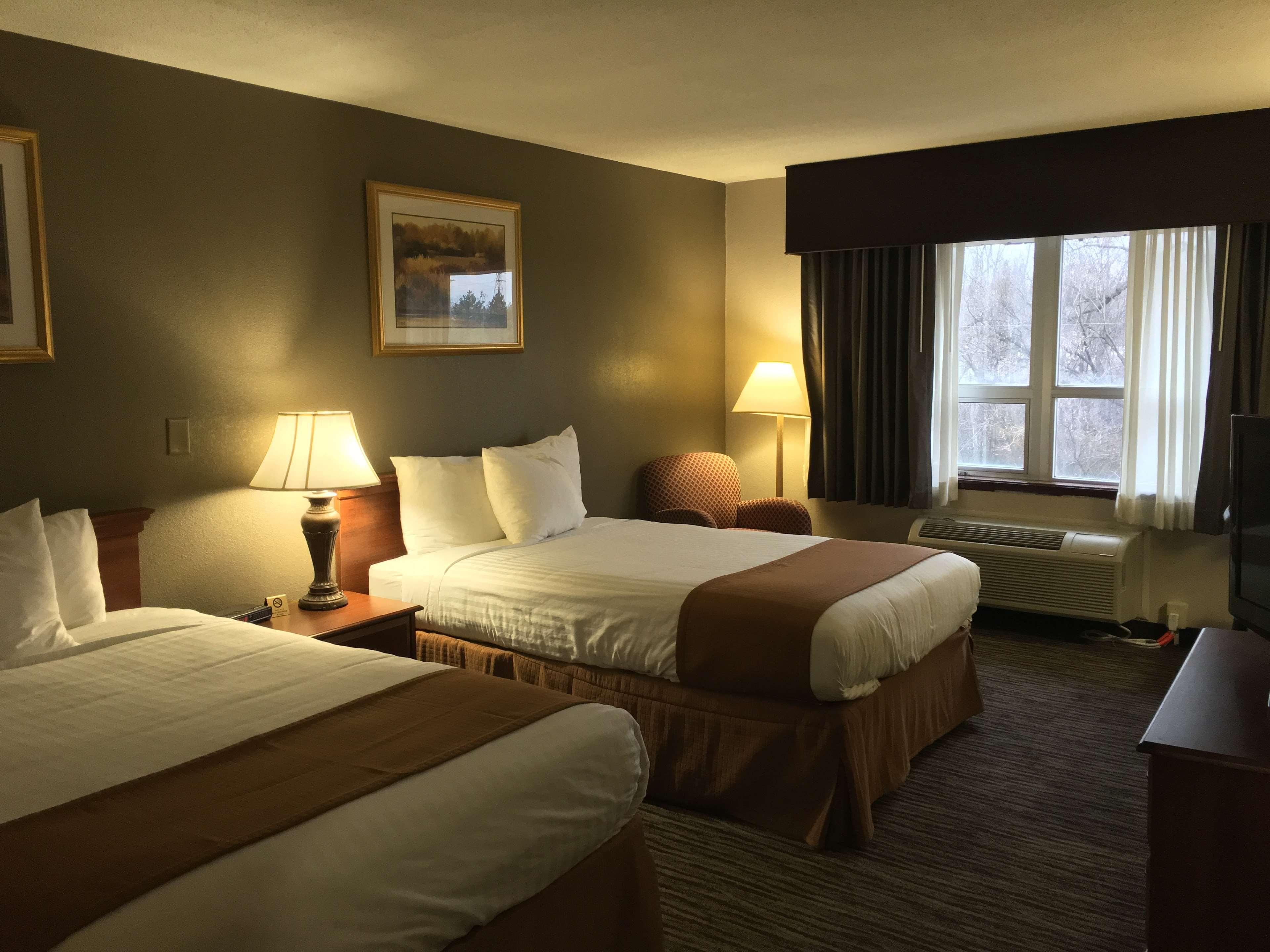 Best Western Gateway Adirondack Inn Utica Eksteriør billede