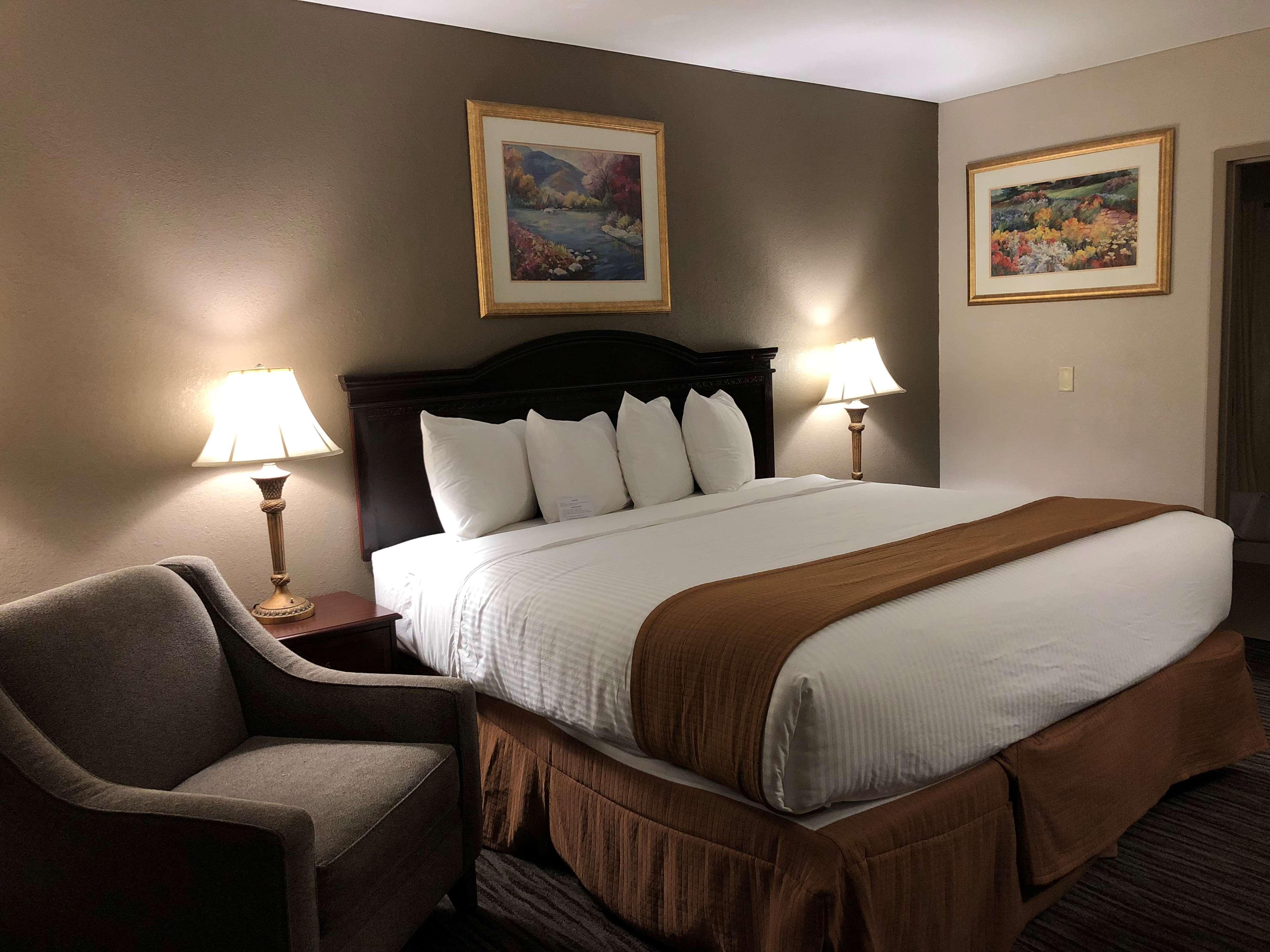 Best Western Gateway Adirondack Inn Utica Eksteriør billede