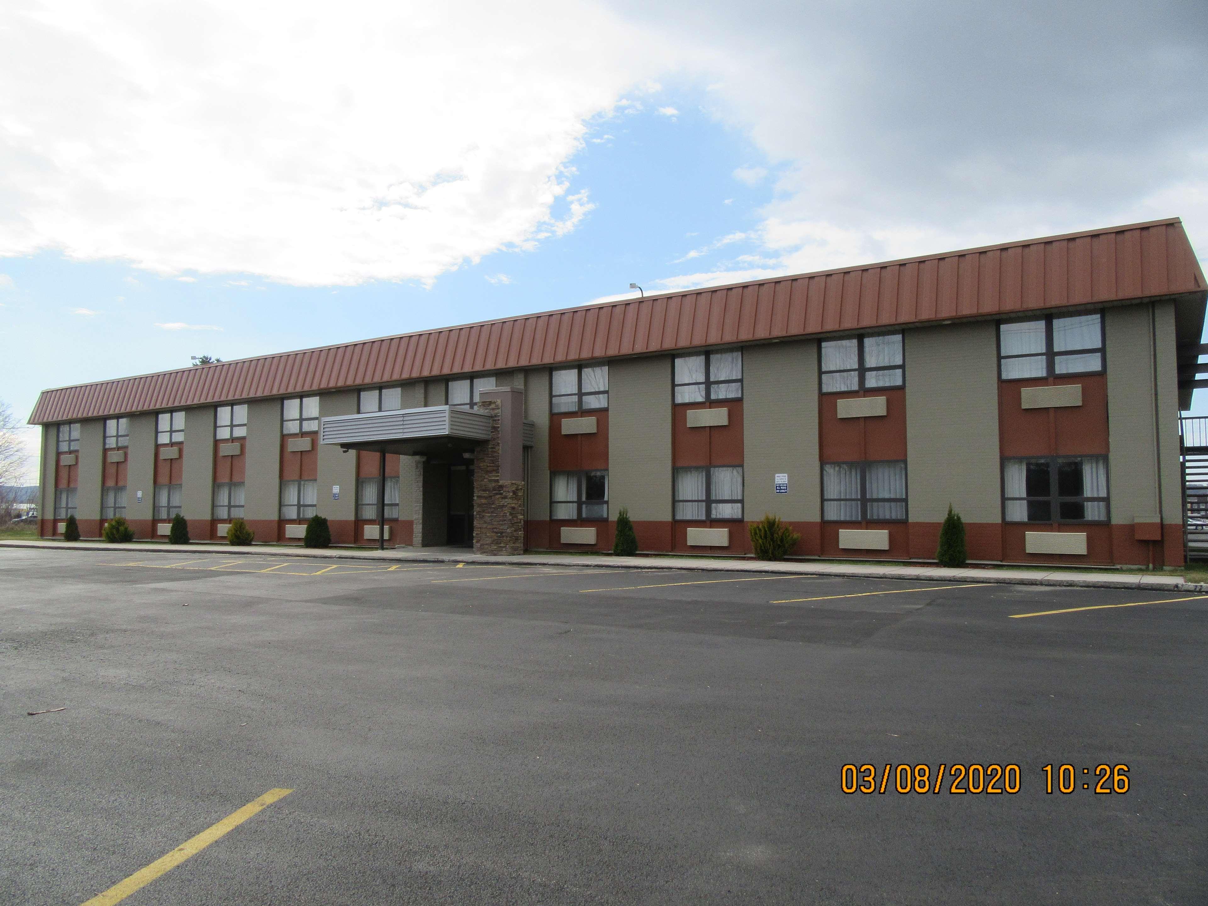 Best Western Gateway Adirondack Inn Utica Eksteriør billede